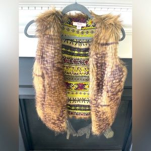 ✨Vintage✨ Target Mossimo faux fur vest